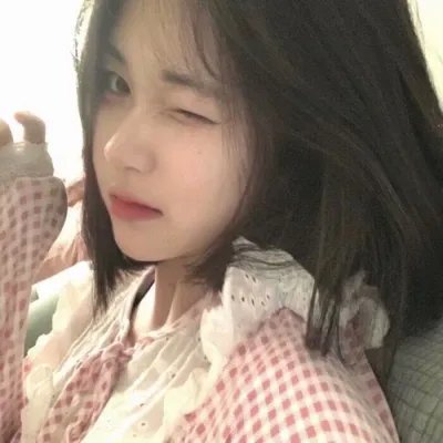 少女艾薇